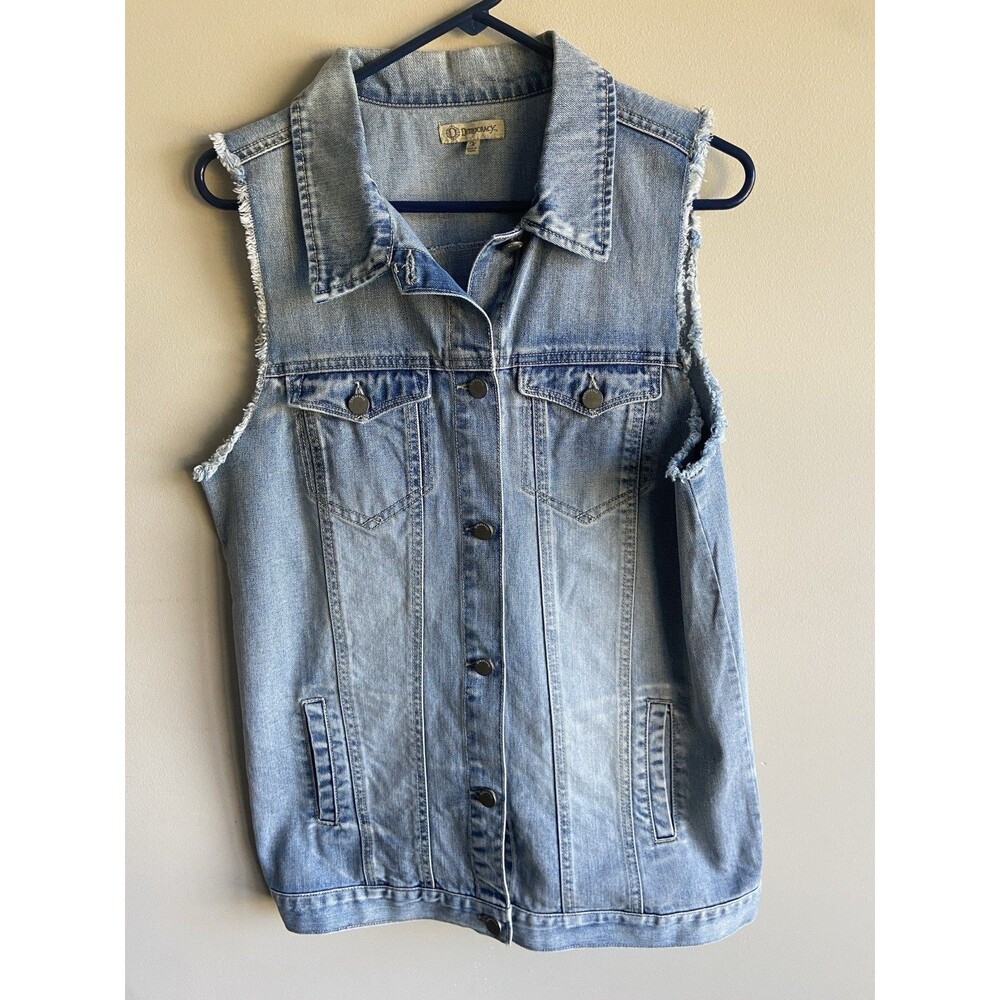 Democracy Sleeveless Shredded Light Denim Long Jean Button Up Vest Women’s Med